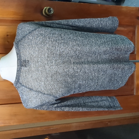 BOBEAU* round neck long sleeve zebra sequin patch front heathered light sweater - Picture 7 of 12